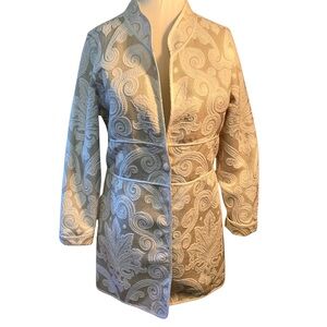 Tapestry jacket reversible in cream white and gold by Khangura